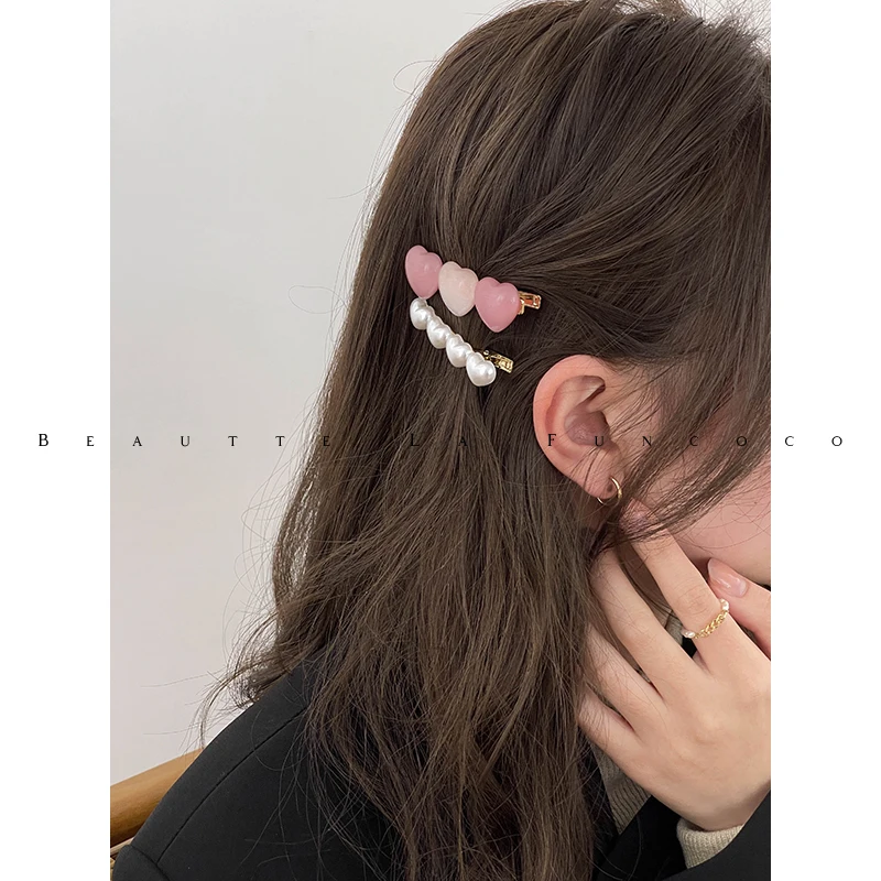 前髪斜め分けに最適なパールハートデザインサイドバングヘアクリップの使い方と特性