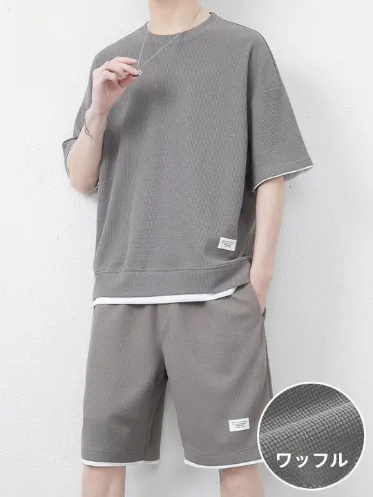 快適な夏にぴったり！半袖Tシャツとショーツの男性用カジュアルコーディネート（セットアップ対応）