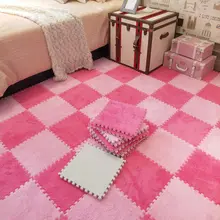 女の子の部屋にぴったり！全敷設可能なフワフワ床マット【水洗い可・カット自由・フリンジデザイン】