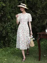 フレンチスタイルのラウンドネックコットンフラワープリントロングドレス