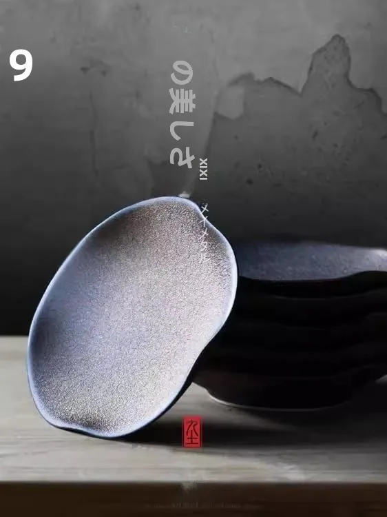 手作り粗陶の茶托：禅スタイルで功夫茶具に最適な黒色陶器小皿