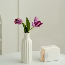 高級感ある白陶器製ドライフラワーベース【インテリア・テーブル飾り用】
