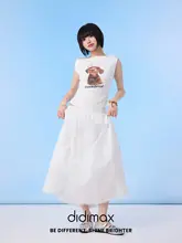 白いドット柄の甘美なフレアスカート【Aライン・ミドル丈・夏用】