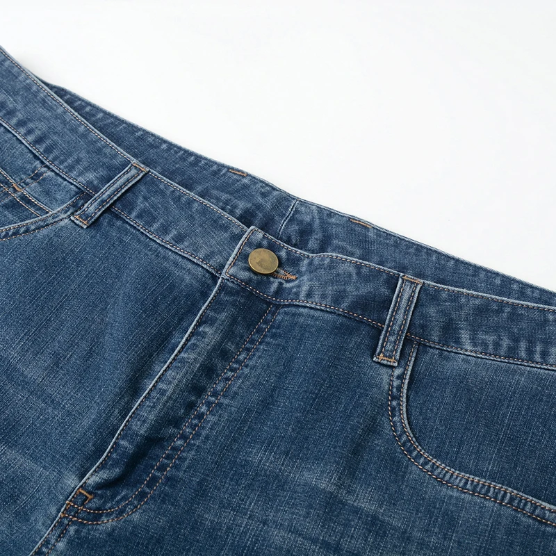 カーゴパンツ メンズ コーデ 完全ガイド｜通勤に合う選び方とトップスの組み合わせ