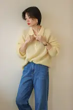 レトロスタイルのソフトウールモヘアニットセーター【イエロー・襟付き】