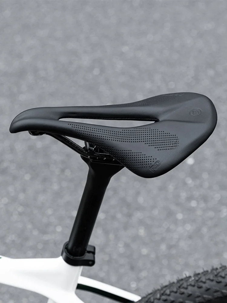 ROCKBRO ヘリテージサドル：カーボンファイバー中空構造による軽量かつ高クッション性の自転車シートクッション