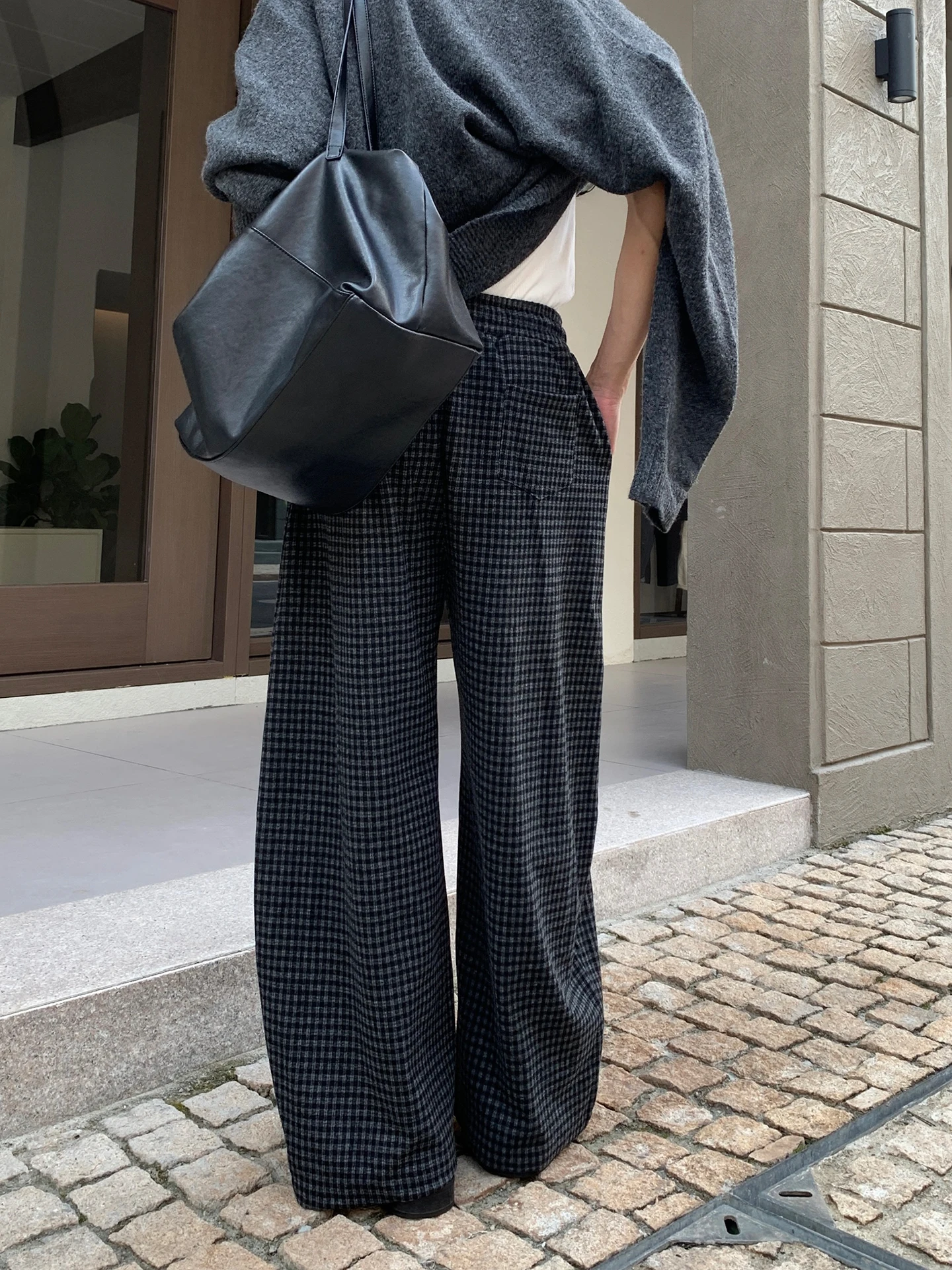 ギンガムチェックパンツ：HUALUNDESIGNのカジュアルスタイルに最適な定番格子パンツ