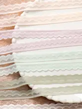柔らかい波状デザインのストレッチレースリボン【DIY用・服飾・ヘアアクセサリー】
