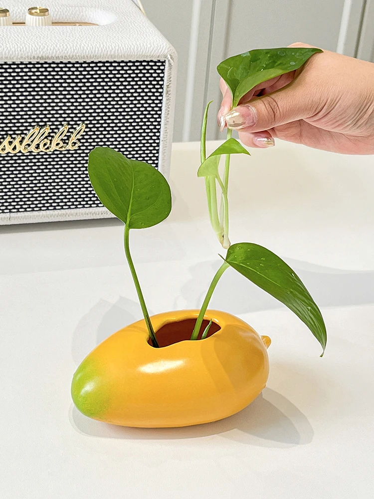 小さな花瓶 生け花 リビング 陶製 水耕 植物 オフィス 高級感 テーブル デコレーション