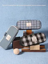 never チェック柄ペンケース【学生向け・レトロアメリカンスタイル・ユニークデザイン】