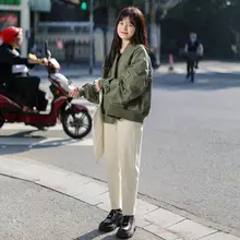 女性用 米色 細身デニムパンツ【ハイウエスト・スリムフィット・ライトカラー・ストレート】