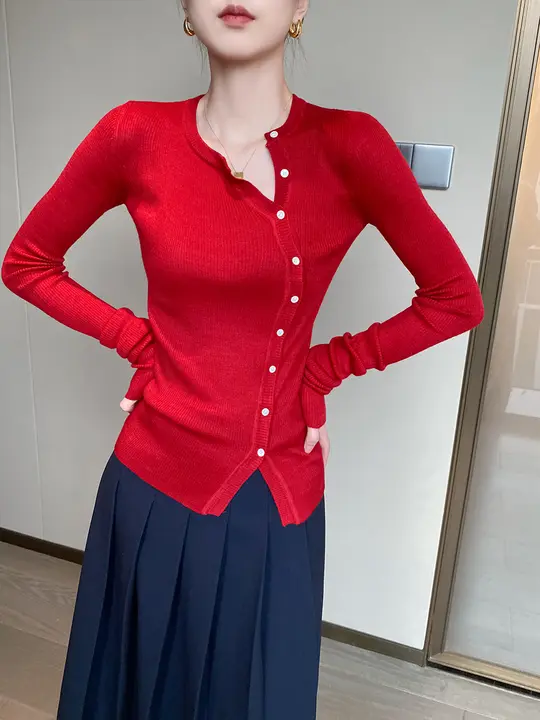 春の新作！エレガントなデザインの赤いニットカーディガン【ファッション性の高いおしゃれトップス】