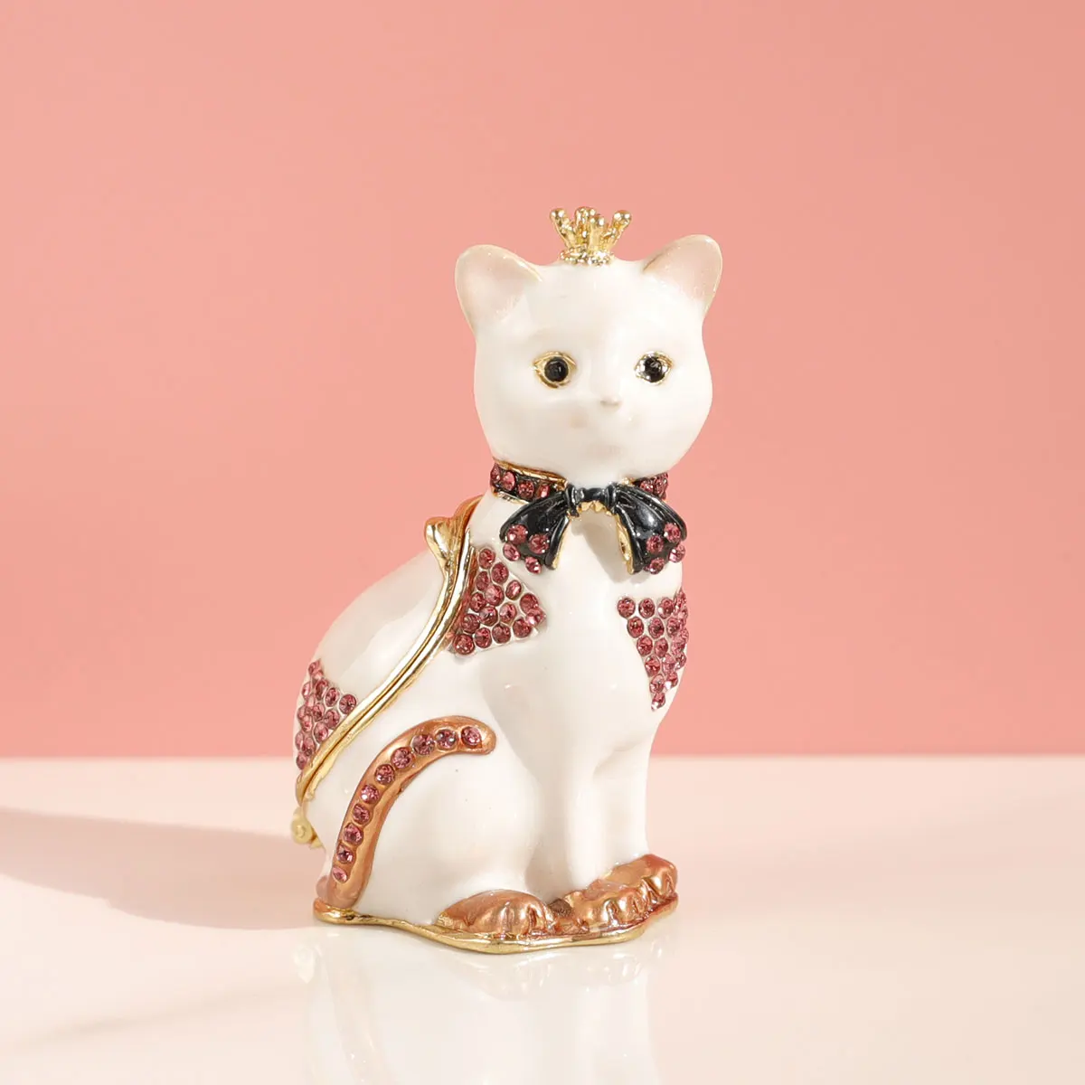 お守りケースを選ぶときに迷う？猫デザインのジュエリーボックスが解決する3つの理由