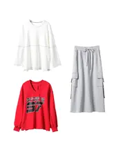 した着心地の新年早春コーディネート【スウェット・Tシャツ・カーゴスカート】（セットアップ対応）