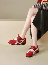 赤色のインソール内蔵スニーカー【バレエスタイル・厚底・軽量】