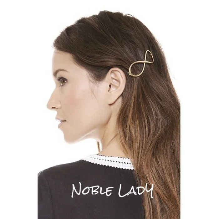 40歳の髪型に合うヘアアクセサリーは？レトロゴールドメタルヘアクリップが若々しさを呼び覚ます理由