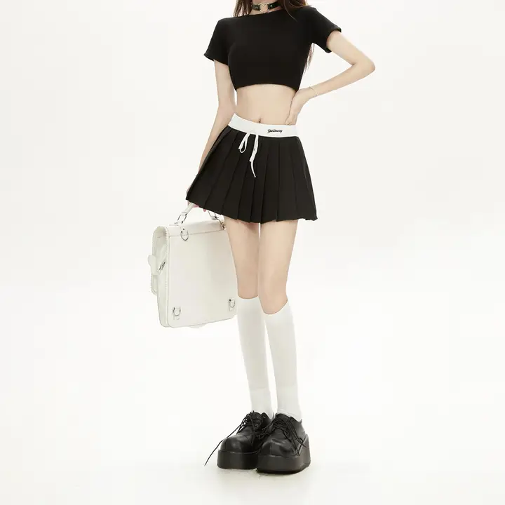 黒色のプリーツスカート【高腰・夏用・フレッシュデザイン】（セットアップ対応）