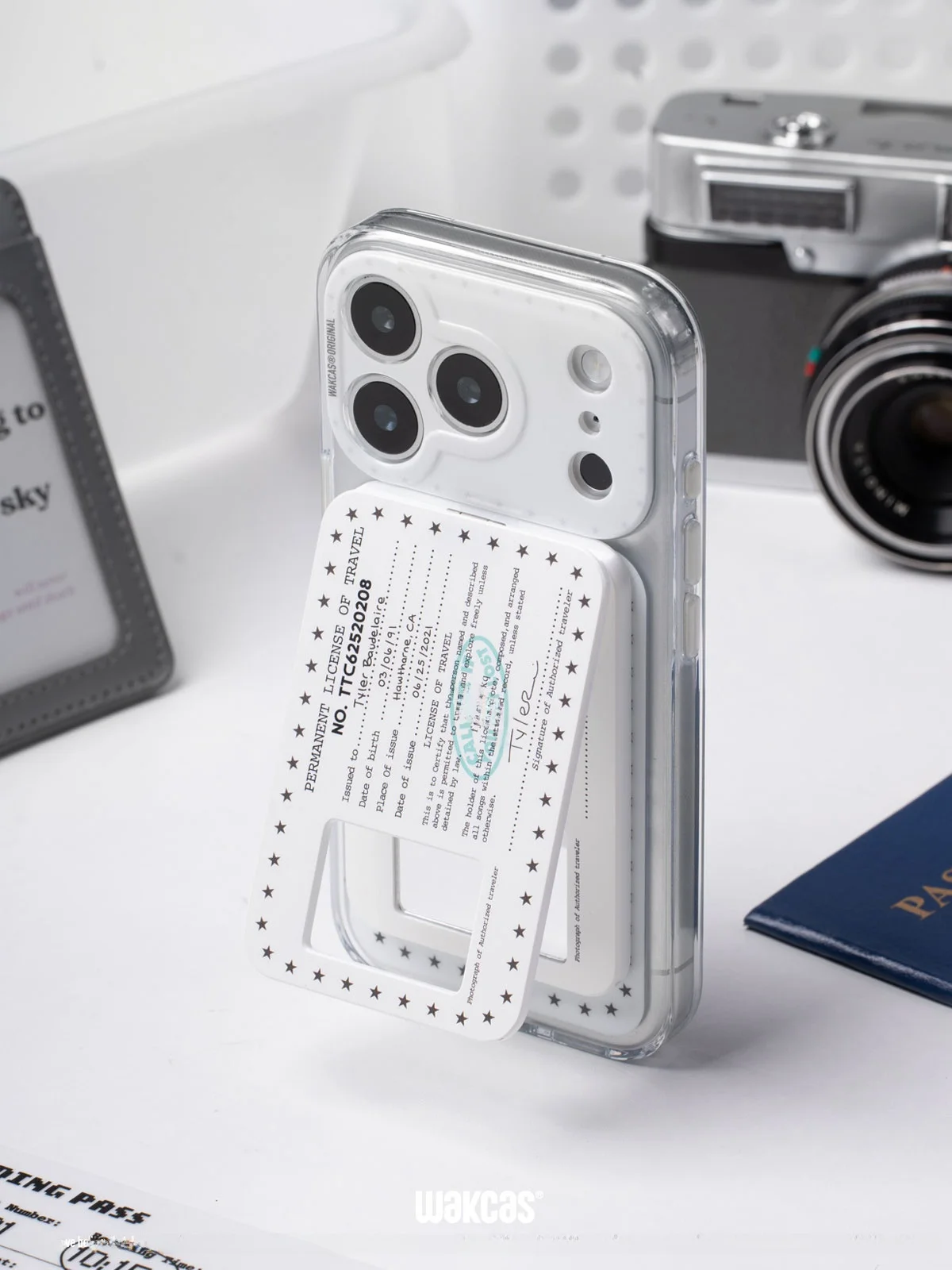 旅行用磁吸式スマホスタンド【ミラー付き・便利なデザイン】の実用性とシーン別活用法