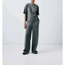 春季新作 極簡デザインのリバーシブル半袖Tシャツとストレートパンツ（セットアップ対応）