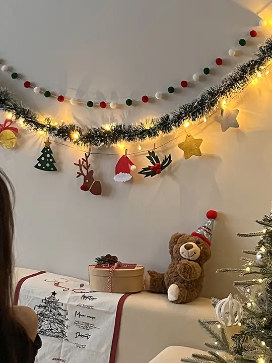 クリスマス装飾ファブリックバナー【ウィンドウ飾り・壁掛け・華やかなデザイン】