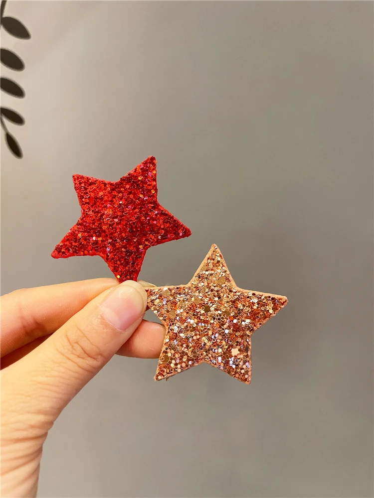 子育て中の家庭で重宝するおうち時間アイテムを年齢別におすすめリストで教えてください（3歳まで）