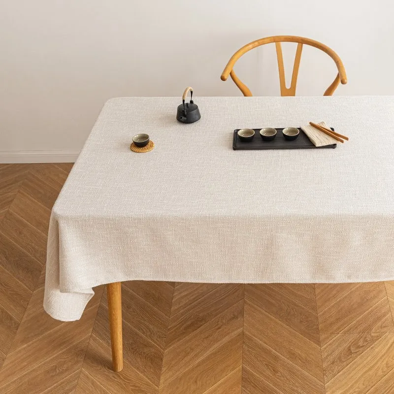 高級感あふれるシンプルなテーブルクロス：リビング用マルーンレッド四角形140×260cmの実用性と設置ガイド