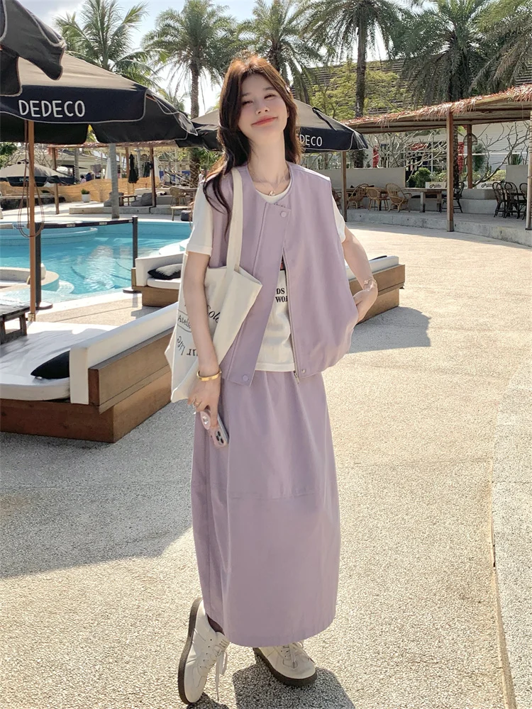 25度の服装はどう選ぶ？リゾート風ベストと花びらスカートが解決する夏の悩み