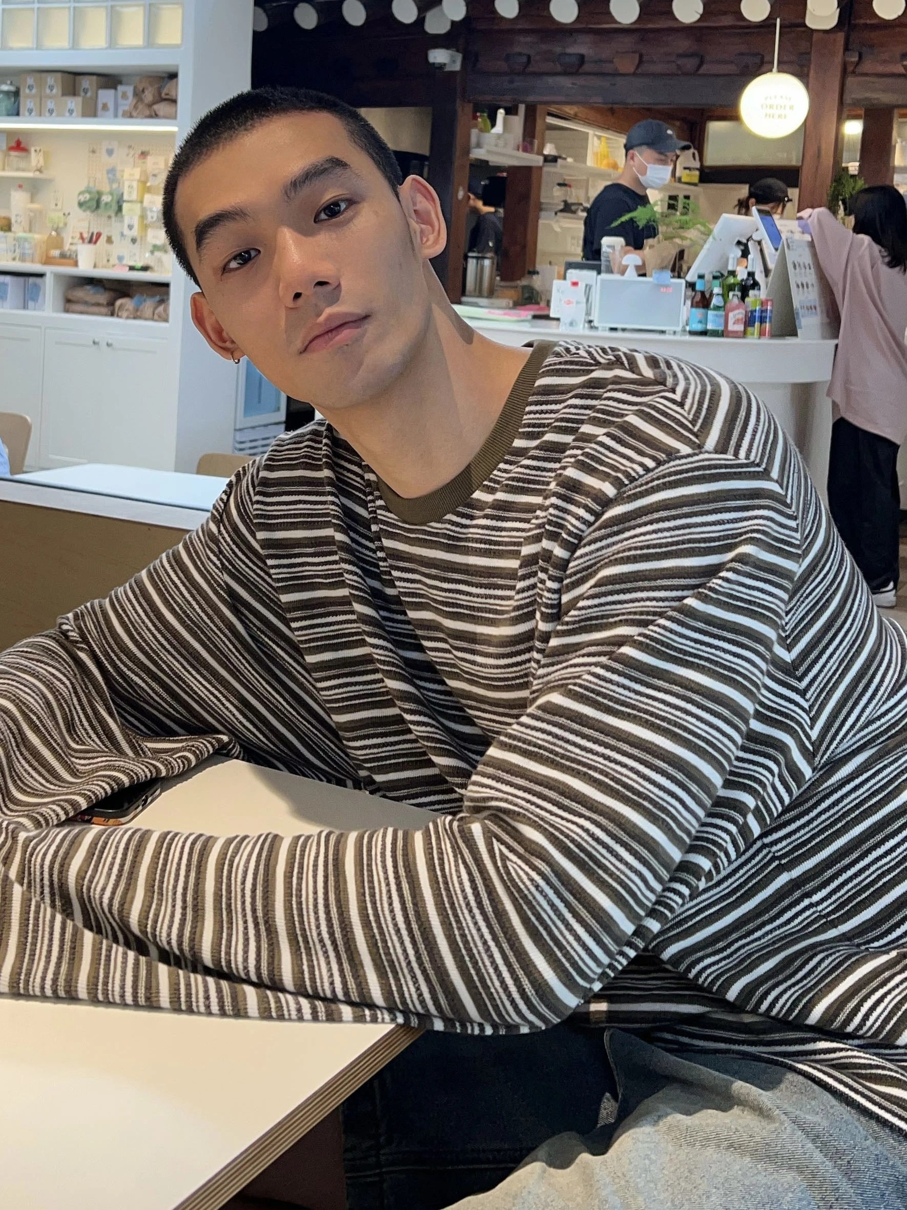 5部袖Tシャツはファッションに適しているのか？実際の着用シーンと選び方を解説