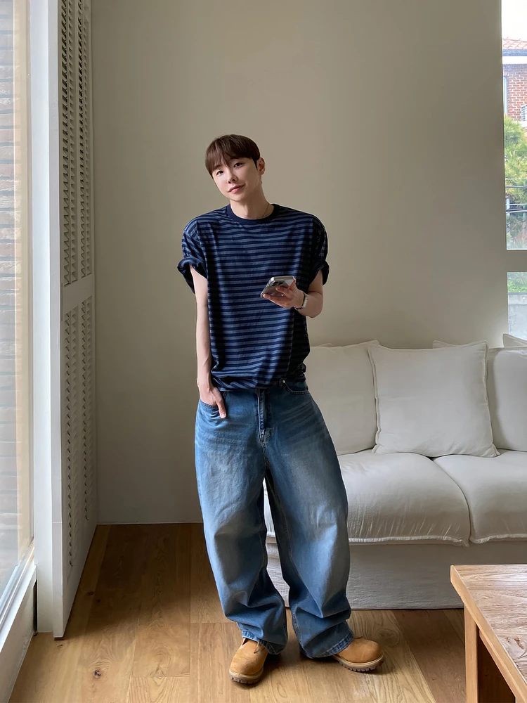 ストライプ柄 メンズTシャツ：DAVID&MEの夏用カジュアルデザインが実際の通勤・日常でどう活用されるか