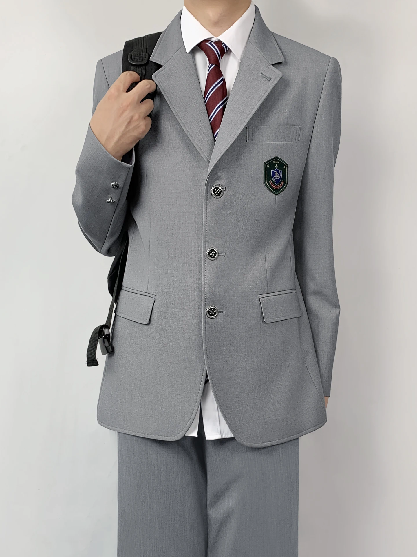小学生男子服を選ぶときに迷うのは、本当に「どんな風に着るか」なのか？