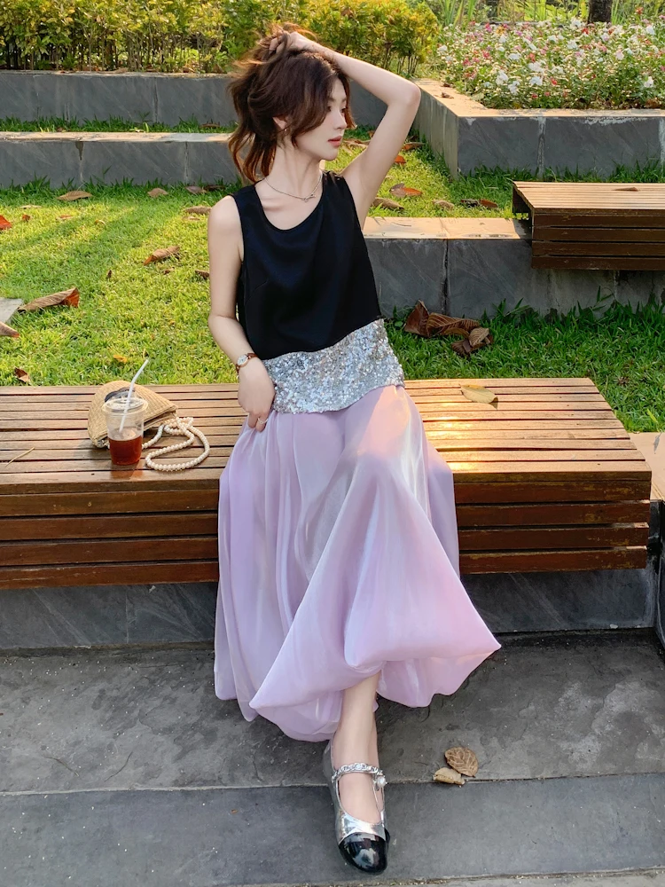 5月末と8月末に着る服はどう選ぶ？フレンチスタイルのセットアップが解決する季節の悩み