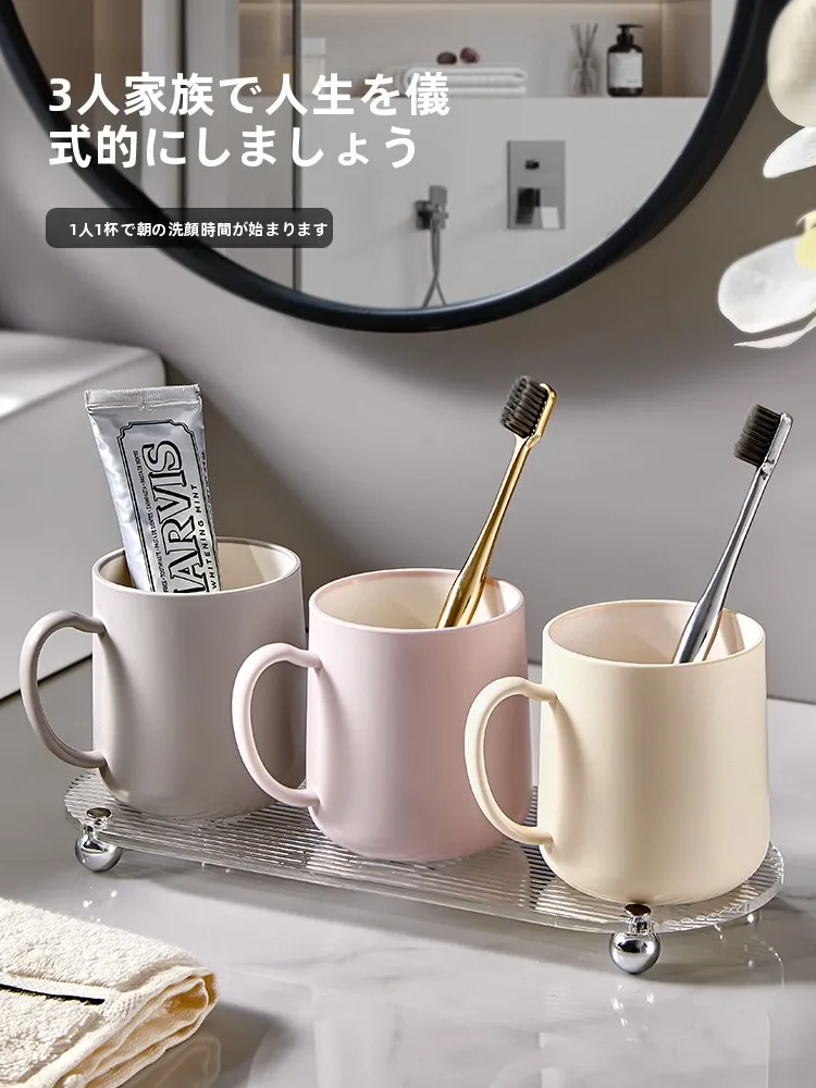 しゃがまない洗面台を選ぶべき理由は？シンプルで実用的なカップル向け洗面器が解決する