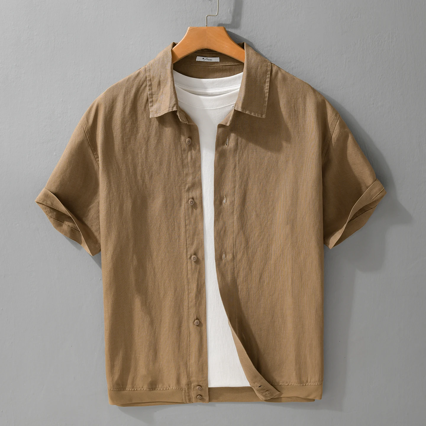 40代の夏服に何を選びたい？高級感と涼しさを両立する1本のジャケットが解き放つ