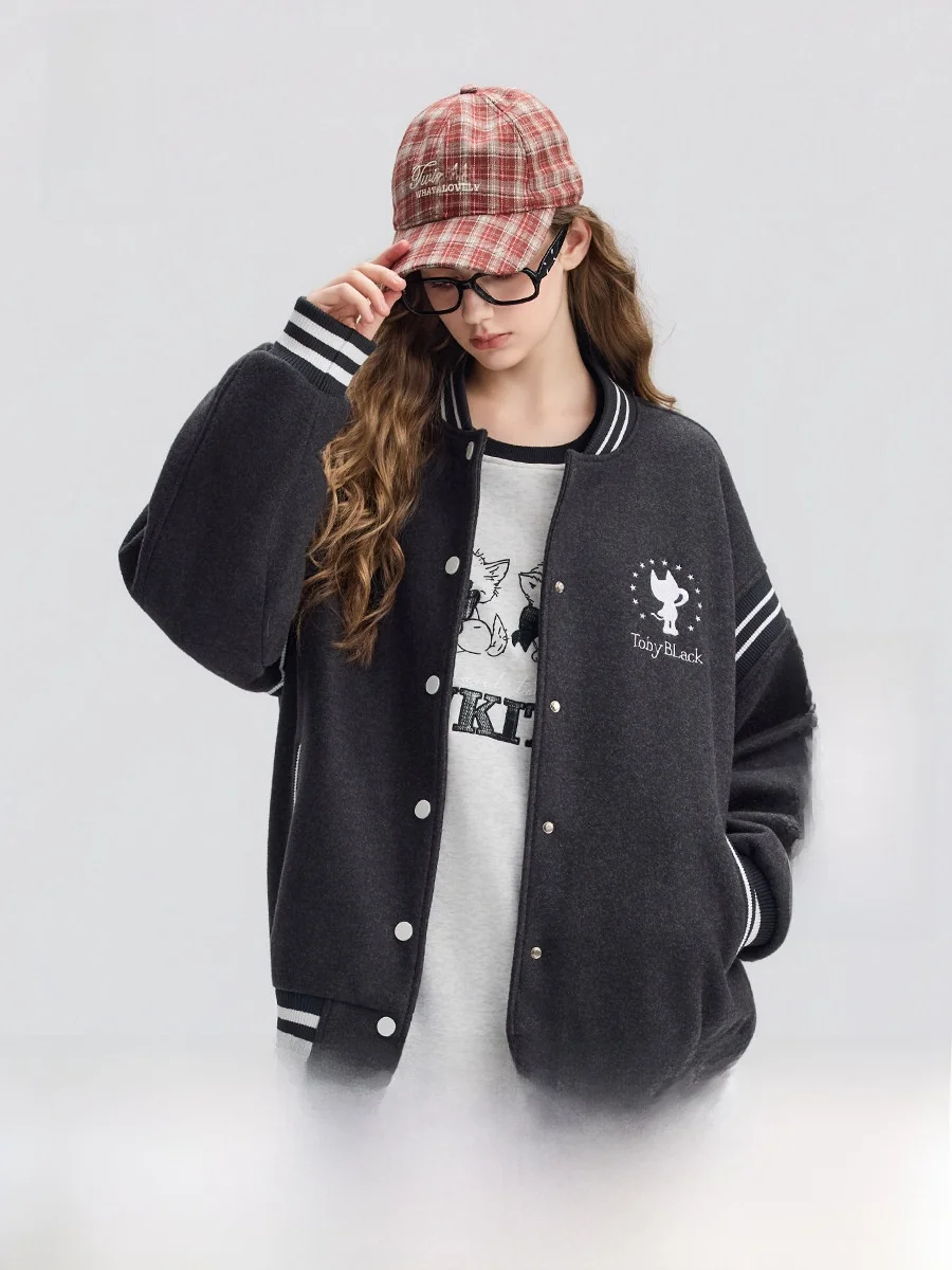 varsity jacket はどんなもの？5選で考える定番ジャケットの選び方と実際の使い方