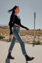 AlphaGym 高ウエスト スリムフィットデニムパンツ【美尻効果・ストレッチ・九分丈】