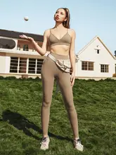ARIA LEISURE 高腰デザインのヨガパンツ【フィットネストレーニング用・女性用・スリムフィット】