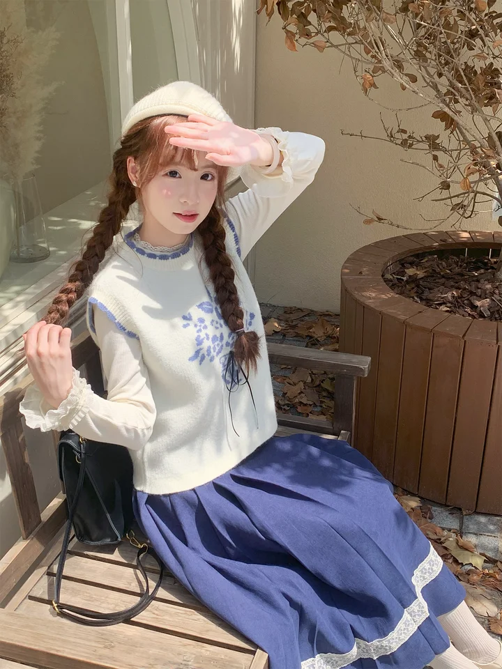ブルーフラワー ニットベスト【春用・女性・フラワーデザイン】（セットアップ対応）