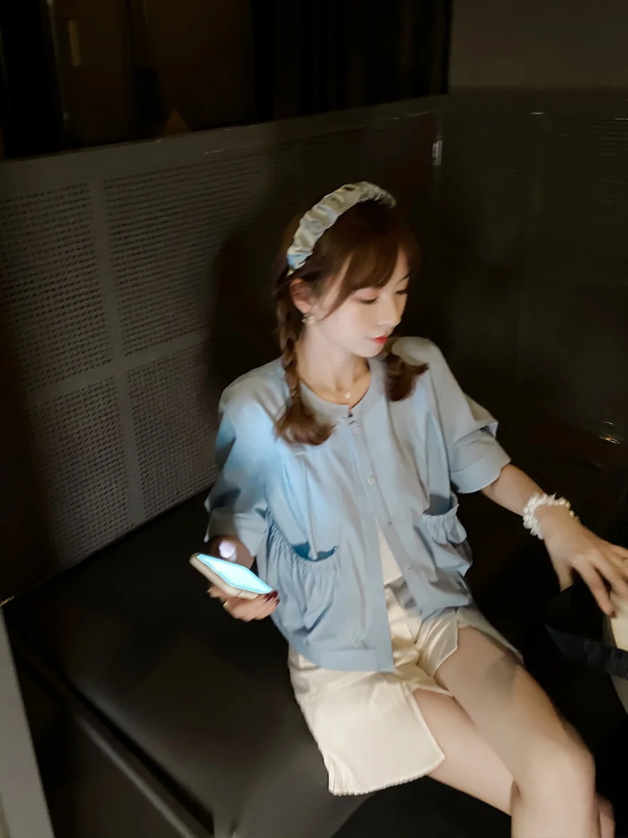 今流行りのファッションで迷っている？トレンド感漂うオーバーサイズシャツの選び方とは？