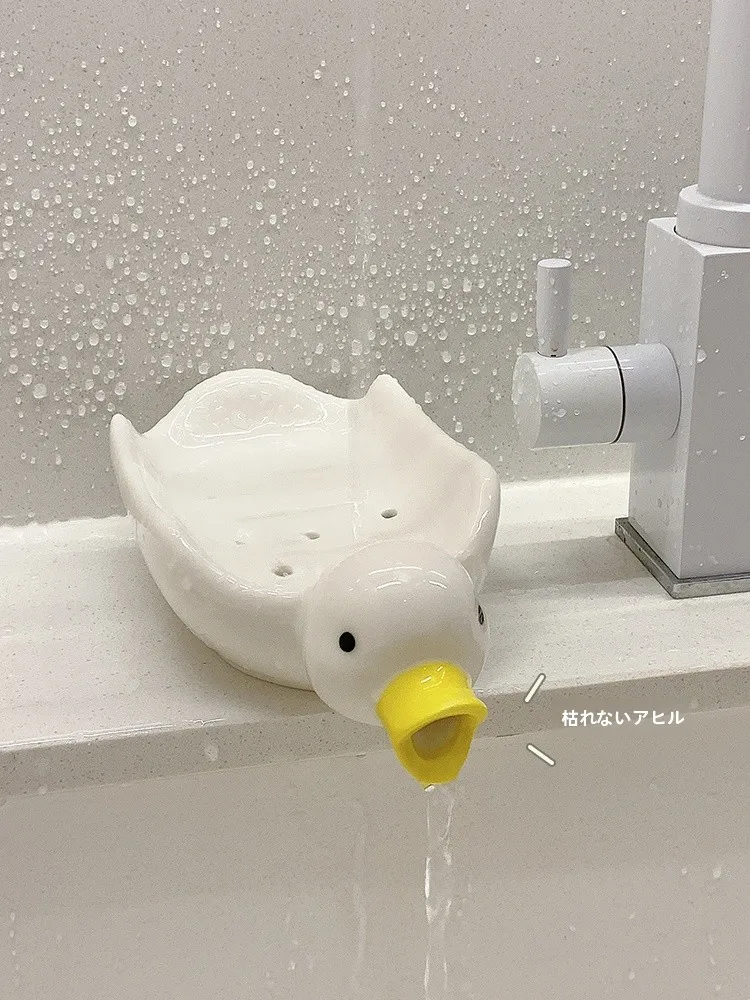 おふろのおもちゃで心を癒すには？アヒルの陶器ソープディッシュがおすすめの理由