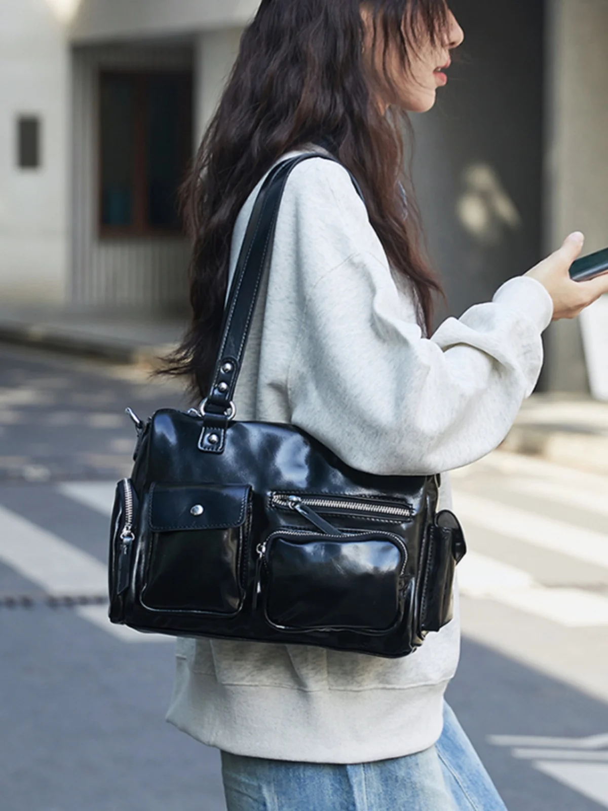黒バッグのコーデで失敗しない方法は？