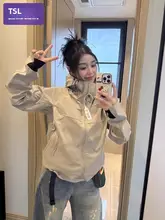 防水機能のある春秋用女性用ソフトシェルジャケット【アウトドア・登山用・軽量】