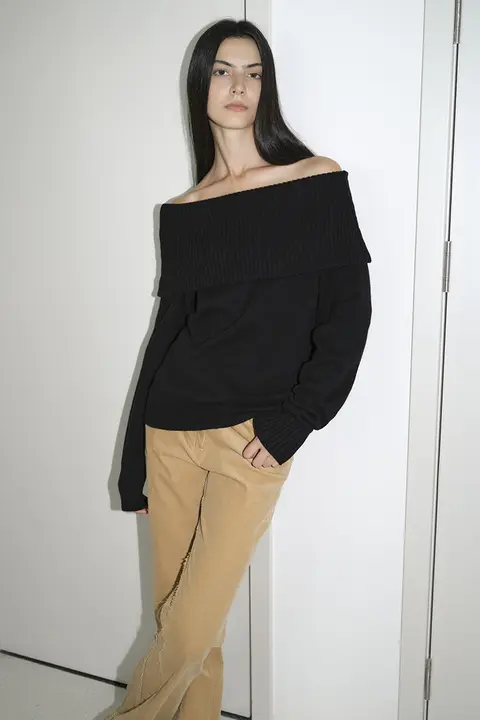 付智恩 一字肩のメリノウール混合セーター【シンプル・スタイル・女性用】