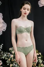 極上の柔らかさ ボディシェイプ バンドレスブラ【小胸・薄型・快適な着用感】