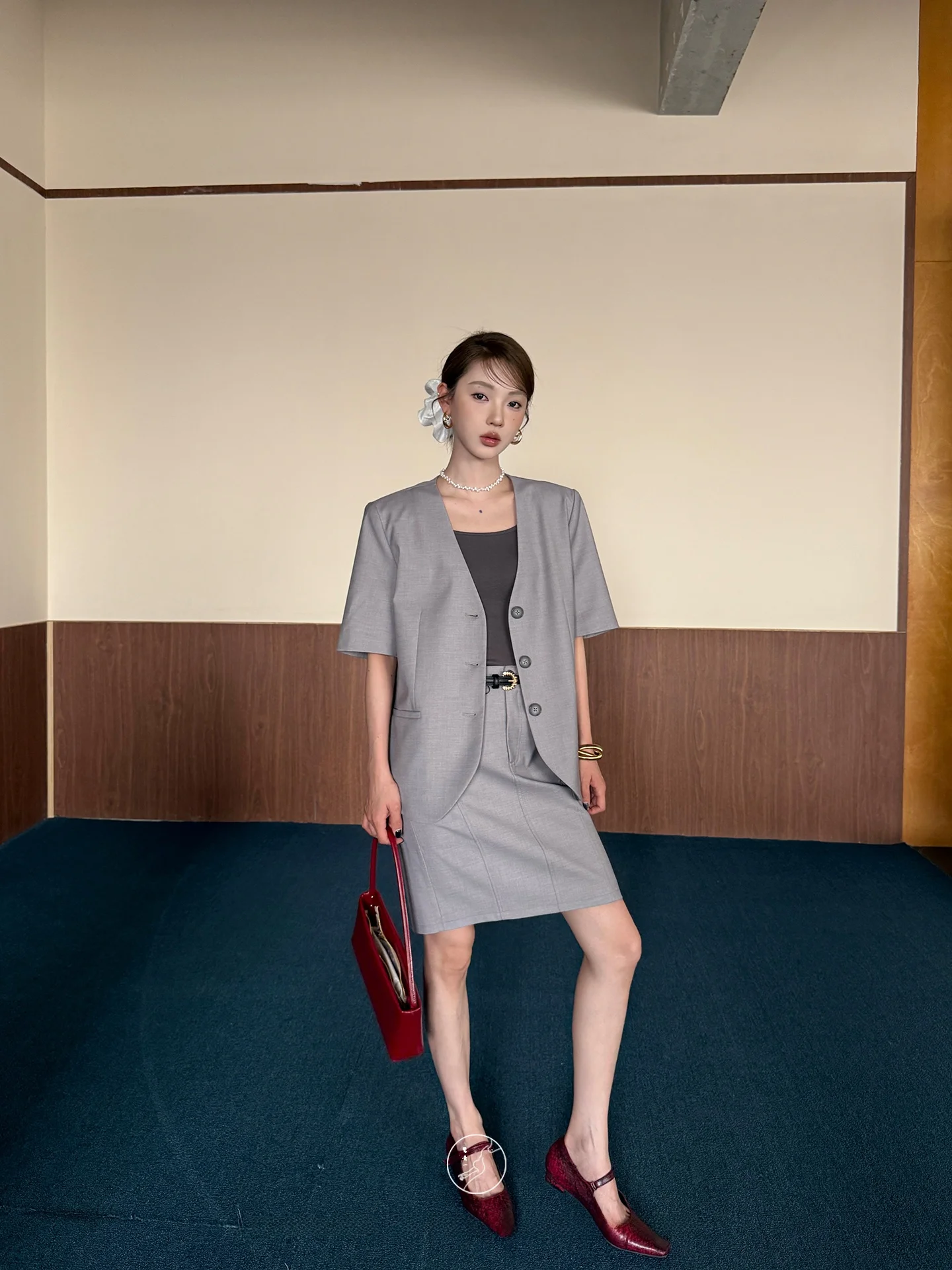 ヴィンテージ風のゆったり短袖ジャケットとスカートセット：50's・70'sファッションに寄り添う夏のコーデ