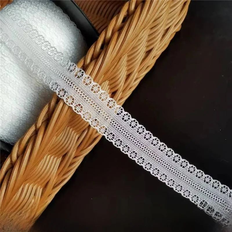 柔らかくて精巧なレースの薄手DIYドールスカート用花辺【幅広タイプ】：田园風デザインで手作りスカートの完成度を高める