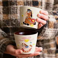 ハンドペイントのセラミックコーヒーカップ【馬のデザイン・高級感のある新年ギフト】