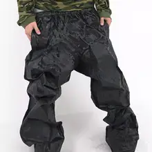 手作りワックス刺繍のスウェットパンツ