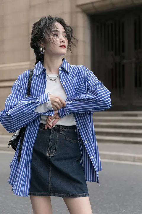春のデザイン！ストライプ柄長袖シャツ【カーディガン・インナー対応】