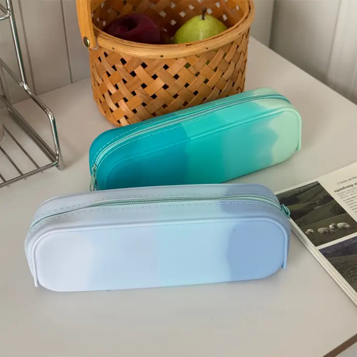 個性的で高品質なソフトシリコンペンケース【大容量・グラデーションカラー・文房具収納用】