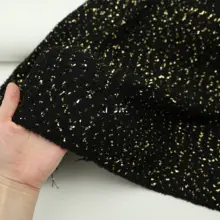 デザイン性の高い精致なツイード生地【黒と金の立体的な金糸織り・粗紡】（セットアップ対応）